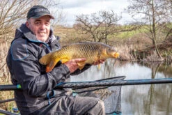 Preston Edge Monster Margin Pole 8,5m (2 Reviews) -Visuitrusting Winkel 2a87b12519a879f3