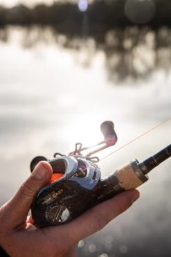 Ultimate Spear Cast Reel (5 Reviews) -Visuitrusting Winkel 7d893d28081daea5