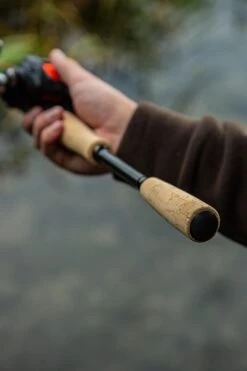 Ultimate Clever Jerkbait Split Handle 1,80m (40-90g) (7 Reviews) -Visuitrusting Winkel 9b1accb20739e414